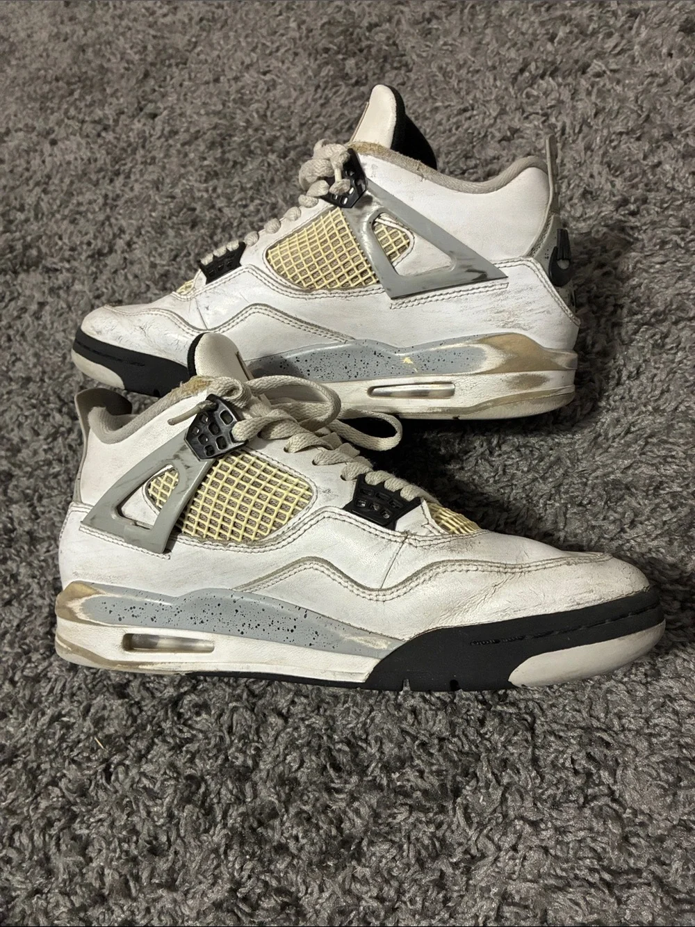 Jordan 4 white cement